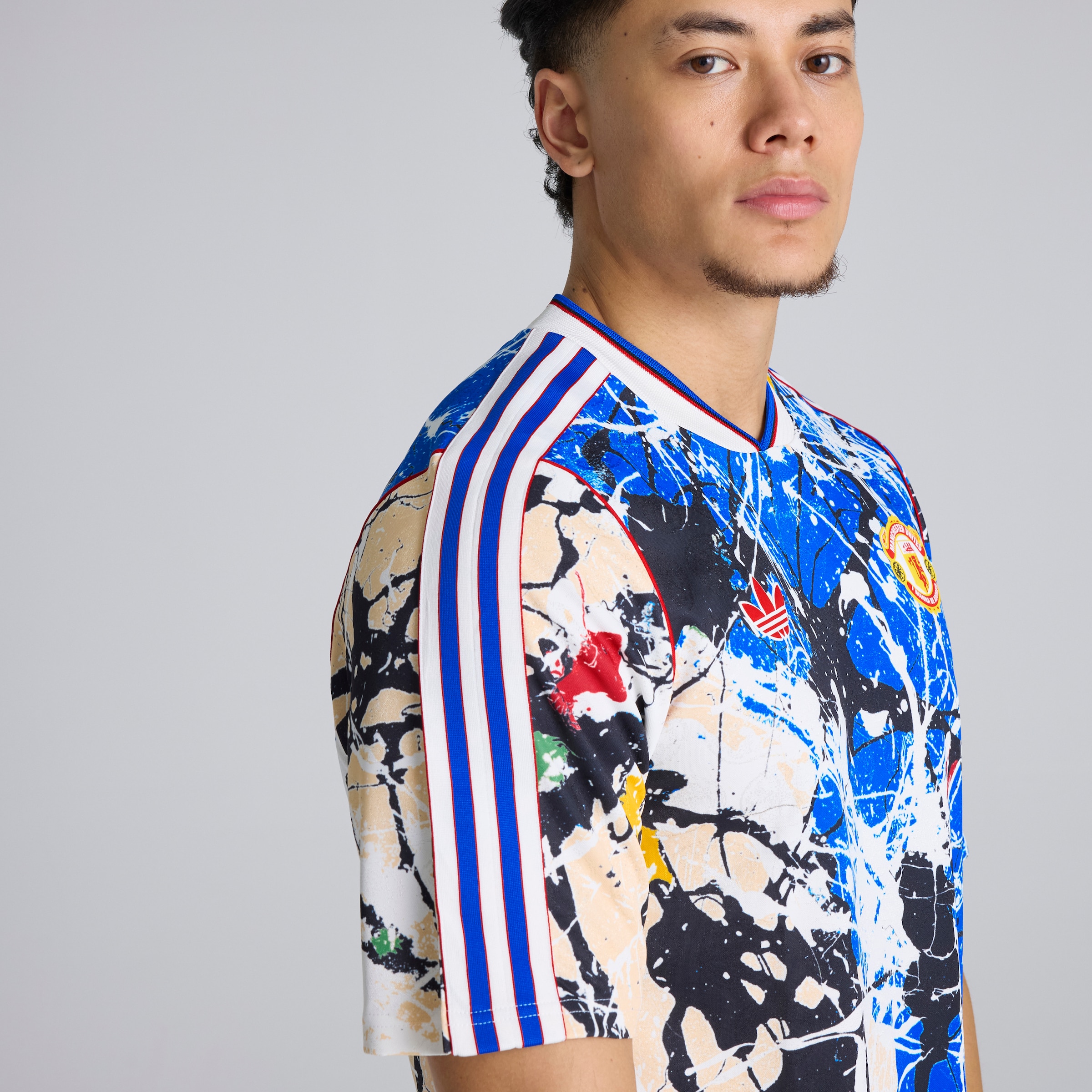 Manchester United x adidas Stone Roses Jersey Blue Multi Detail [5-7]